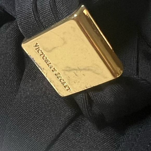 Victoria's Secret The Forever Black One Piece Swimsuit Gold Logo Sz Medium - Picture 7 of 7